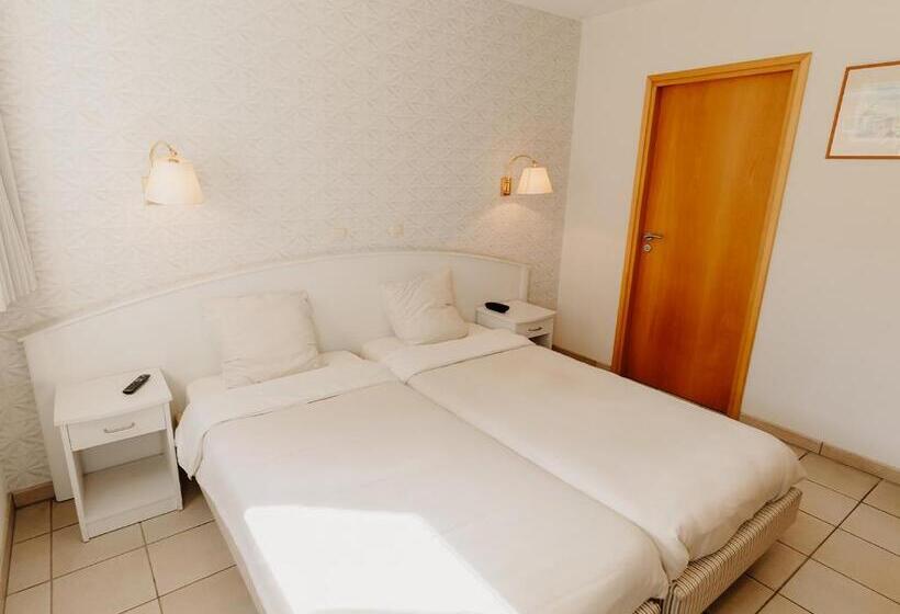 Номер Стандарт, Domein Westhoek
