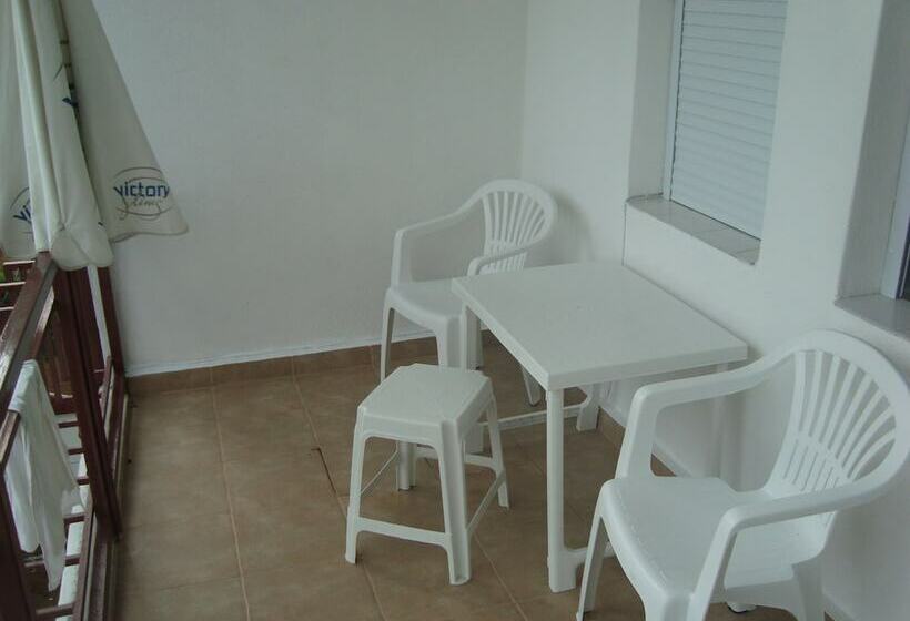Quarto Estandar com Sacada, Guest House Botanical Garden