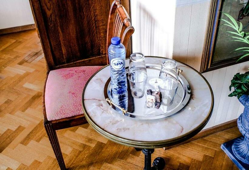 Номер Deluxe, Guest House Huyze Die Maene