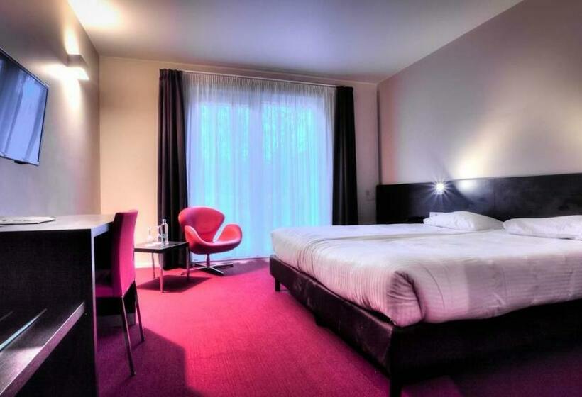 Классический Номер, Utopia Hotel   Art & Nature