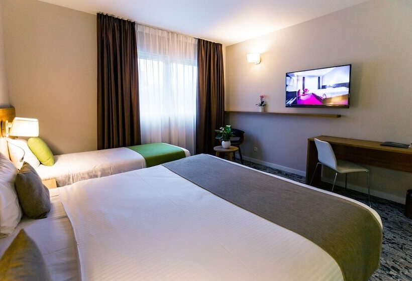 Номер Комфорт, Utopia Hotel   Art & Nature