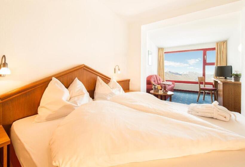 Номер Стандарт Вид на Горы, Glacier Hotel Grawand