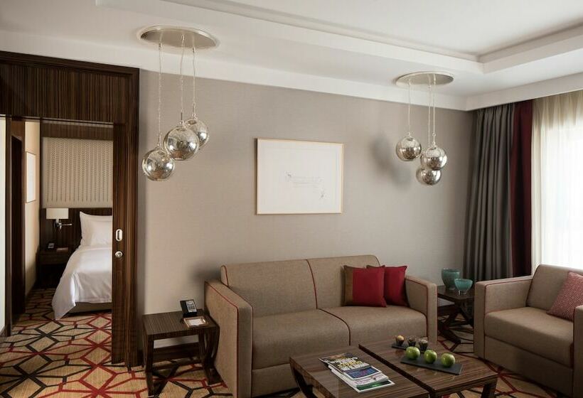 Люкс, Dusit D2 Kenz Hotel Dubai