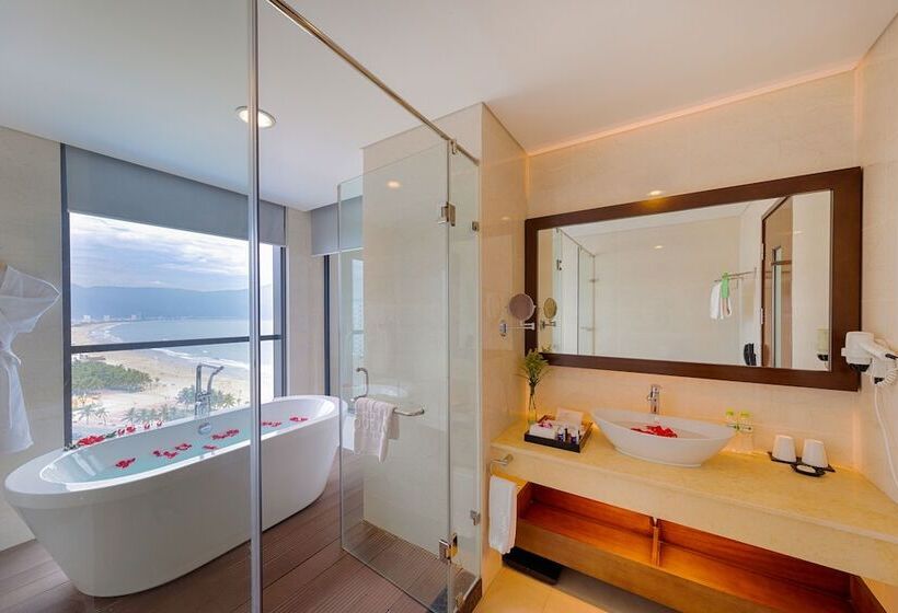 اتاق سوپریور با چشم‌انداز شهر, Grand Tourane Hotel Da Nang