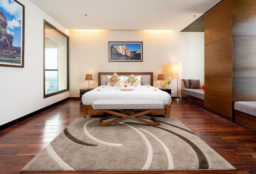 اتاق لوکس, Grand Tourane Hotel Da Nang