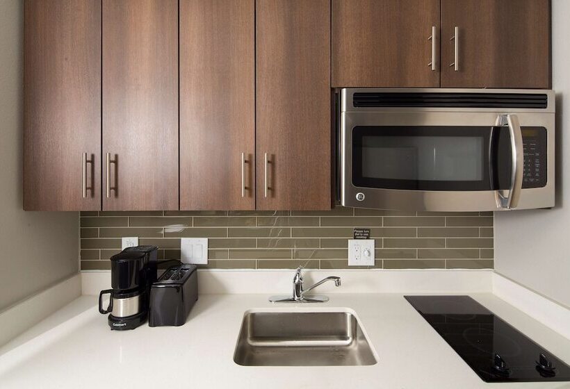 Люкс Кровать Кинг, Homewood Suites By Hilton Houston / Katy Mills Mall