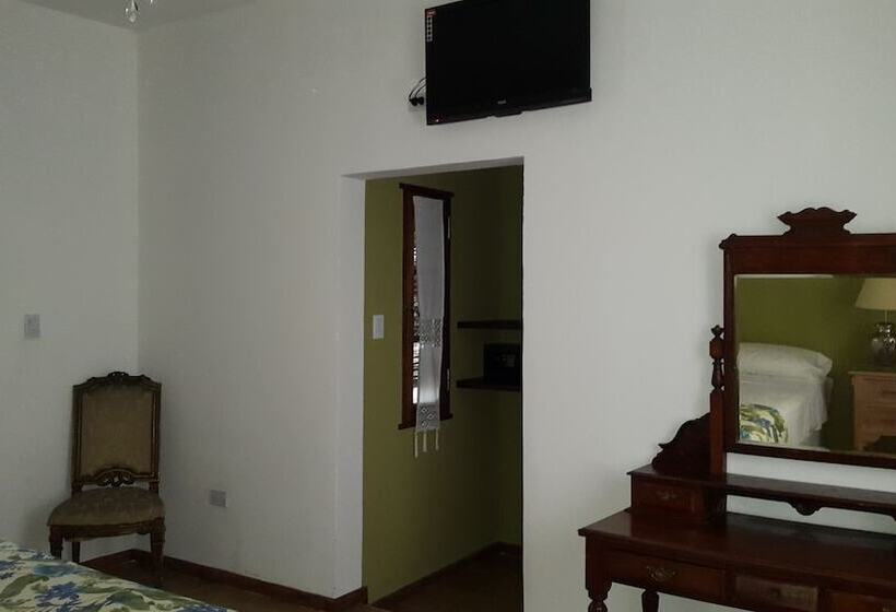 四人标准间, Posada Del Olivo