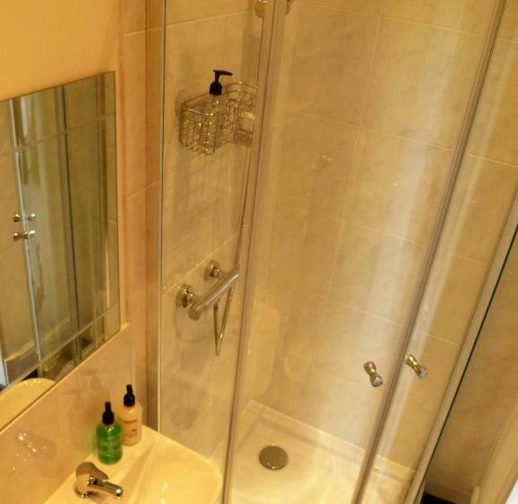 Номер Стандарт Индивидуальный, Aberllynfi Riverside Guest House