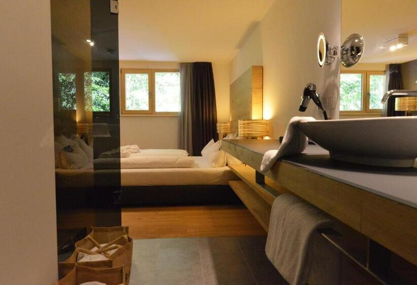 Basis Zimmer, Das Graseck   Mountain Hideaway & Health Care