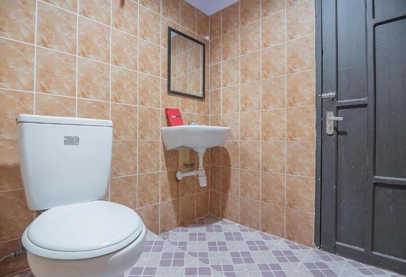 Люкс, Reddoorz Syariah At Grand Taufiq Tarakan