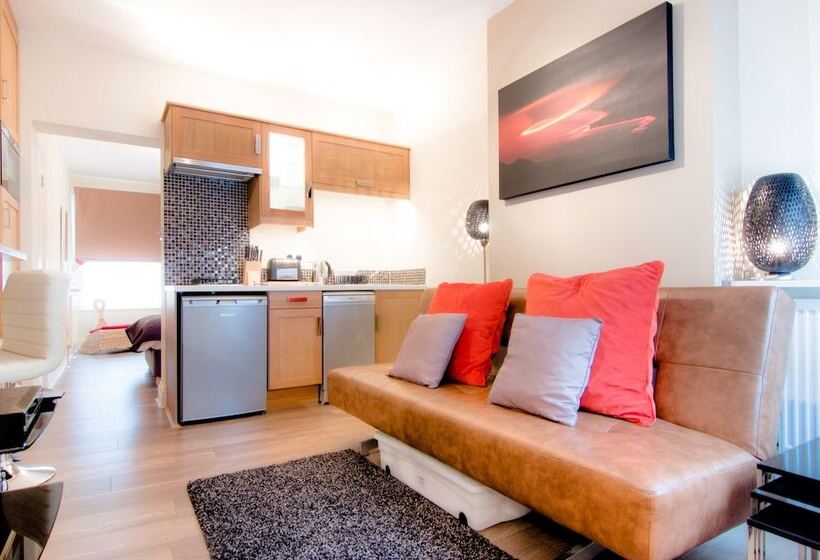 Апартаменты Классик 1 Спальня, Shq Apartments