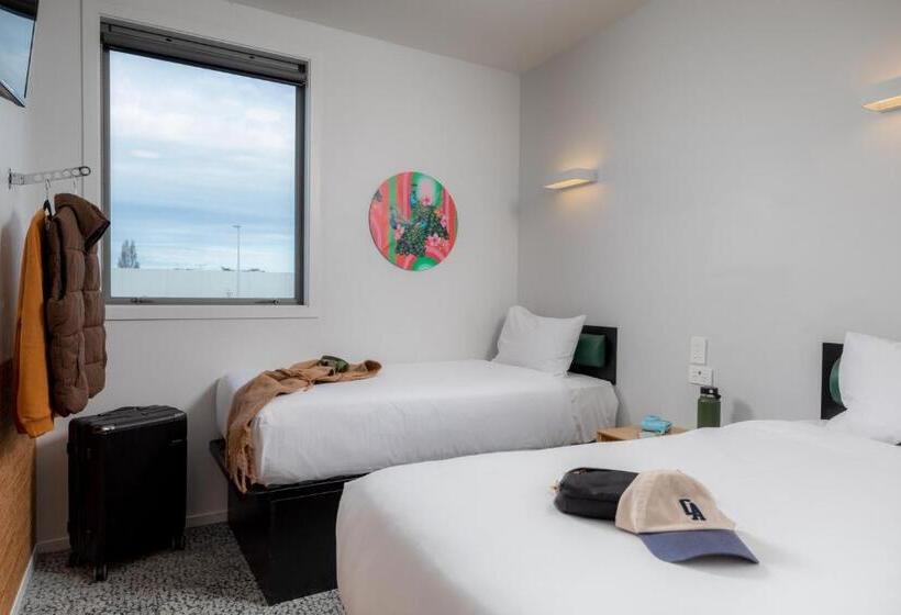 Номер Стандарт, Lylo Christchurch