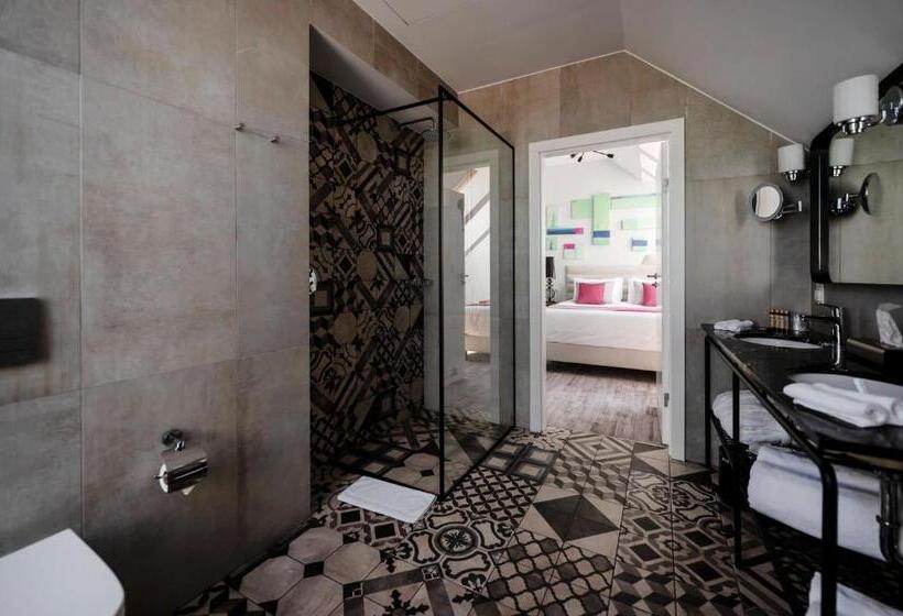 Люкс Кровать Кинг, Indigo Krakow   Old Town, An Ihg