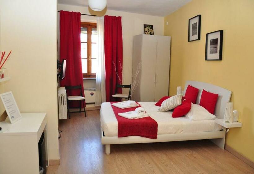 اتاق استاندارد, At Home Bed And Breakfast