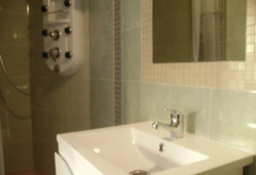 Кровать в Общей Комнате, Ocean View Lagos