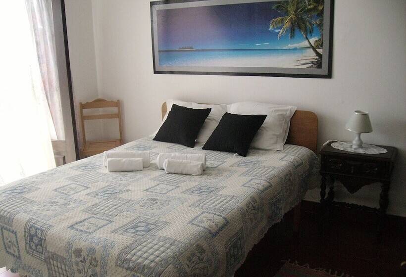 Номер Стандарт, Ocean View Lagos