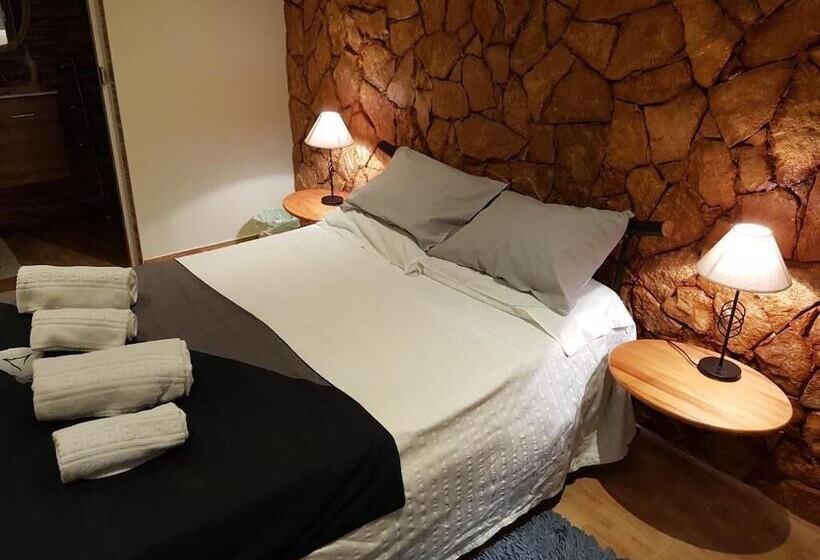Номер Стандарт, Ocean View Lagos