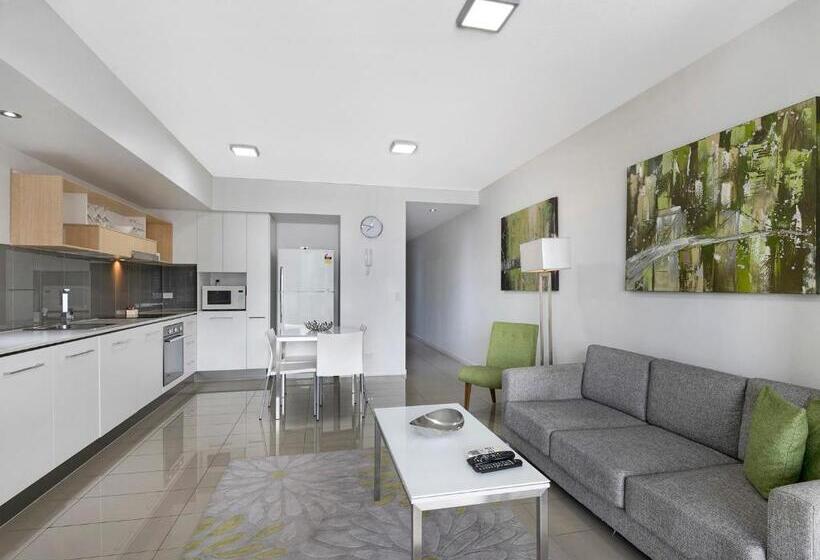 침실 2개 디럭스 아파트, Atrio Apartments