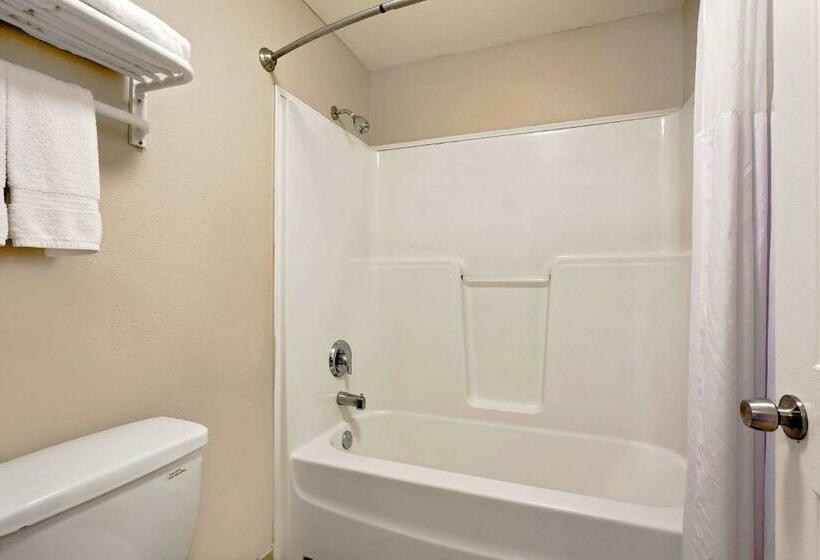 Номер Стандарт, Days Inn By Wyndham Lakewood South Tacoma