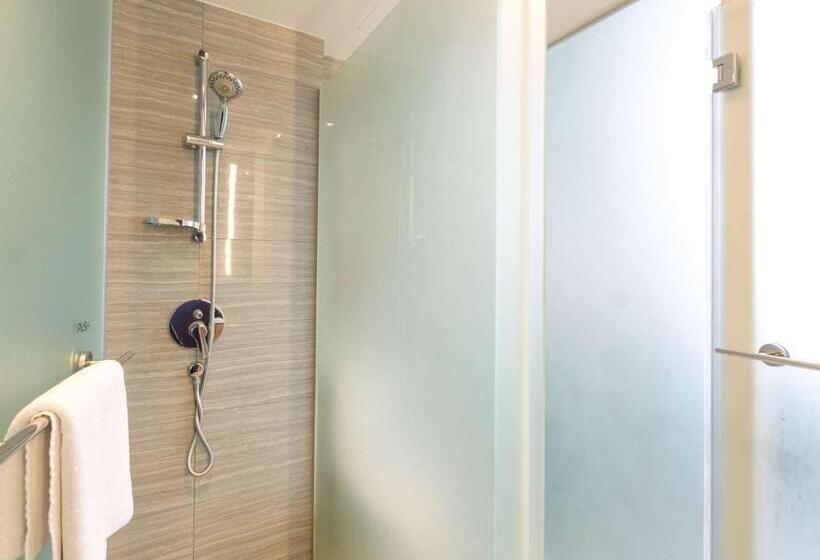 اتاق اجرایی, Mercure Singapore Bugis