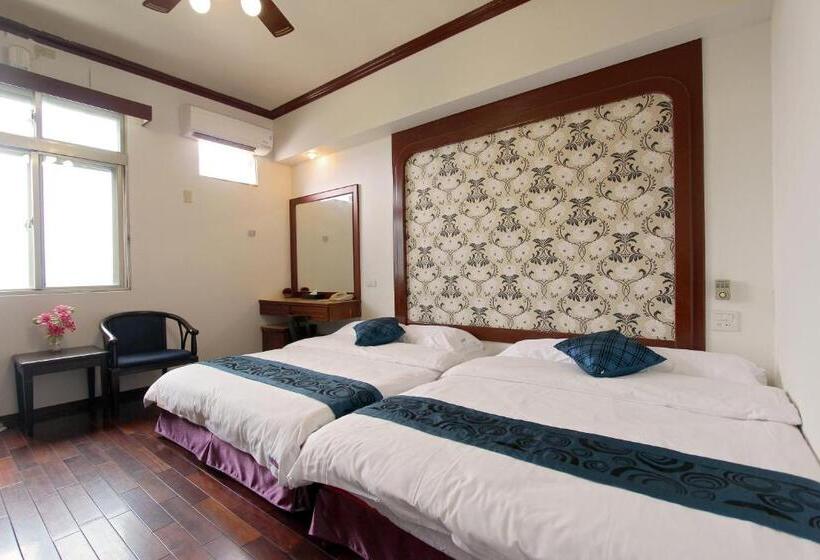 اتاق استاندارد چهار تخته, 陶陶居商旅 Tautauchu