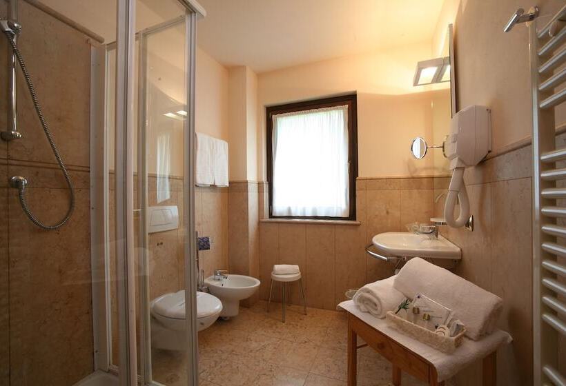 اتاق راحتی, Paradise Hotel & Wellness