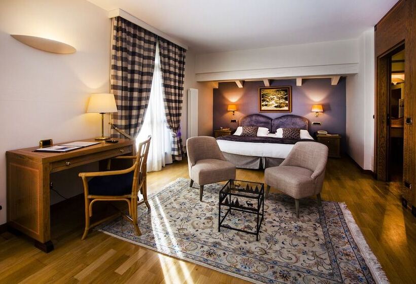 سوییت, Paradise Hotel & Wellness