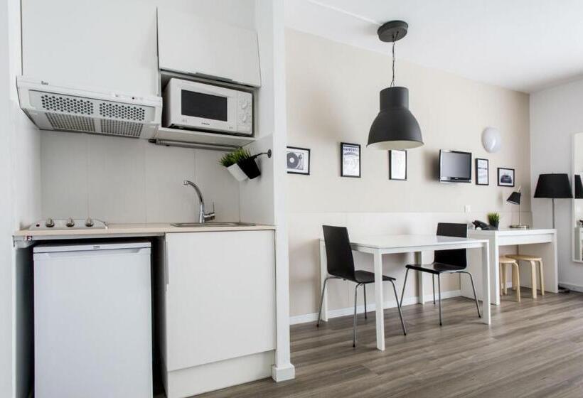 Студио Executive, Residencia Universitaria Campus Del Mar