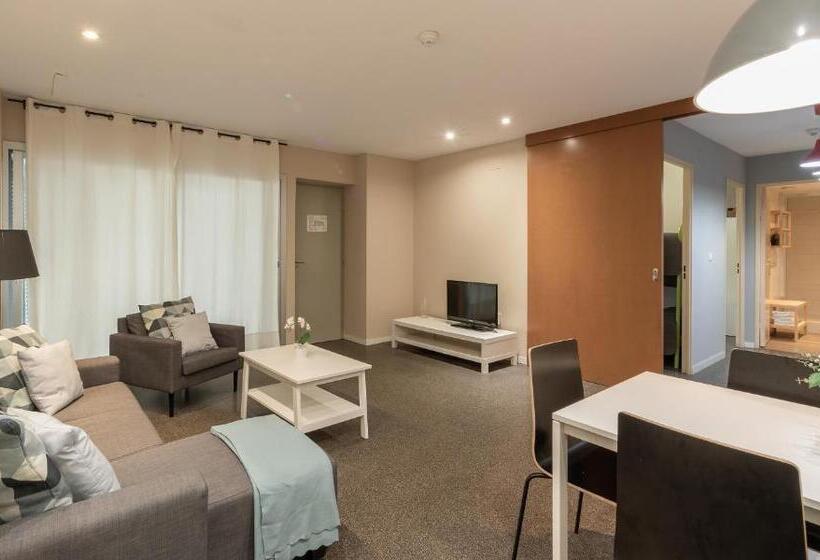 Семейное Студио, Residencia Universitaria Campus Del Mar