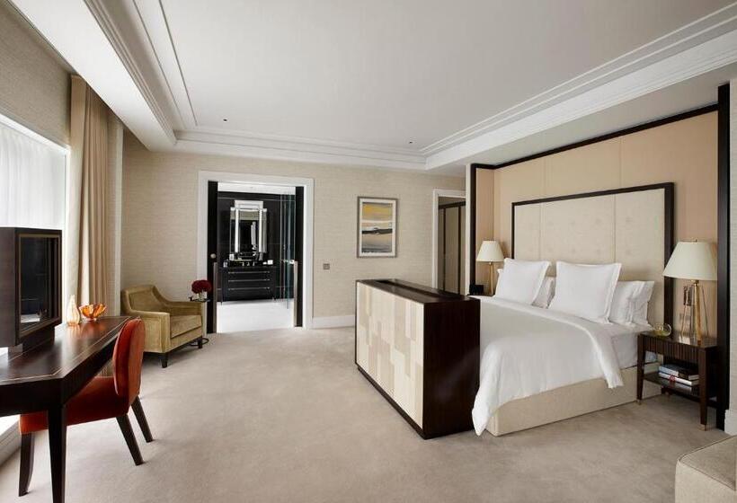 חדר מלכותי, Four Seasons Hotel London At Tower Bridge
