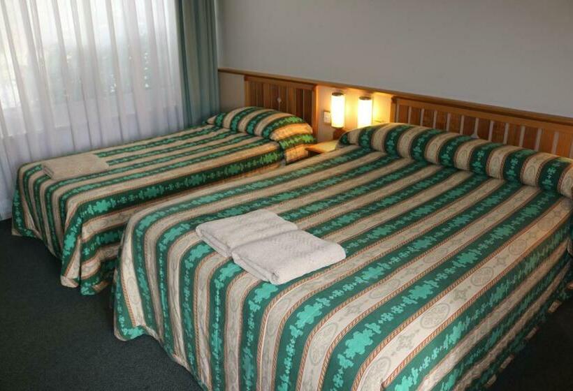 Номер Стандарт, The Hermitage Motel
