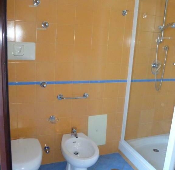 スタンダード４人部屋, Ancelle Sorrento  Casa D Accoglienza
