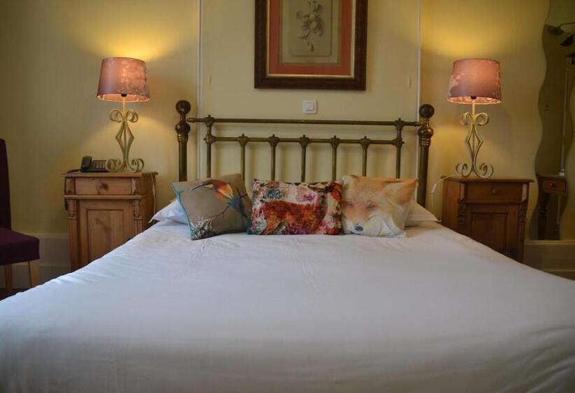 Номер Стандарт с Террасой, Hôtel Les Grands Chênes
