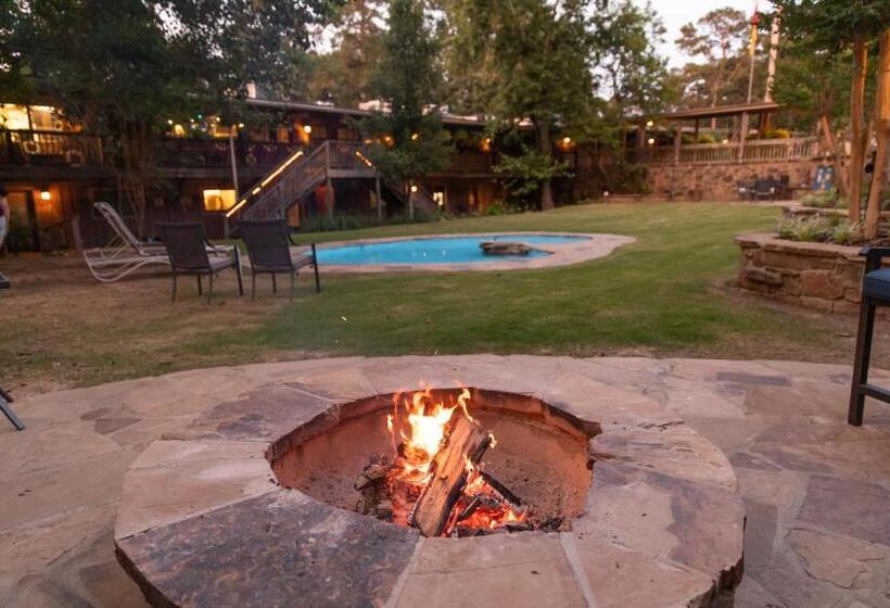 패밀리 룸, Mountain Harbor Queen Guest Room On Lake Ouachita