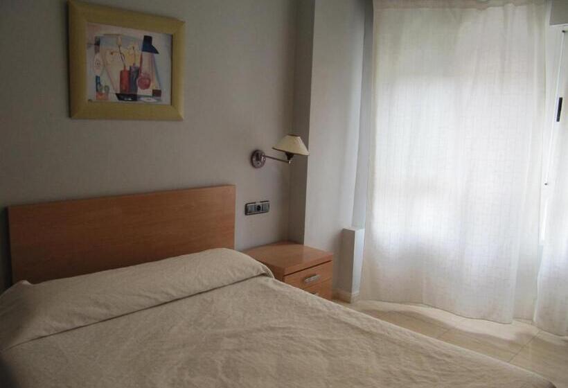 Номер Классический Вид на Город, Hostal Meseguer