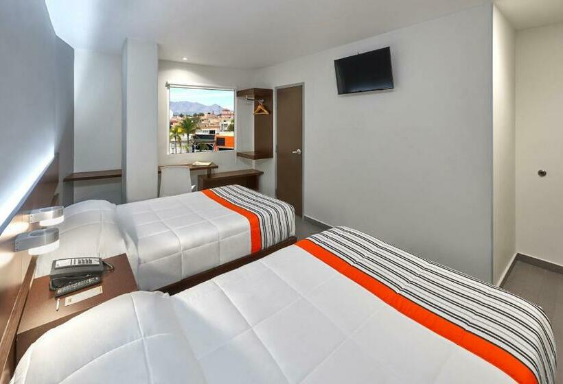 Номер Стандарт, City Express Junior By Marriott Aguascalientes Centro