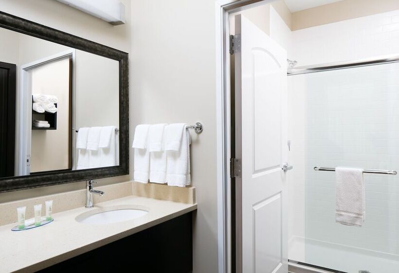 套房, Staybridge Suites Des Moines Downtown, An Ihg