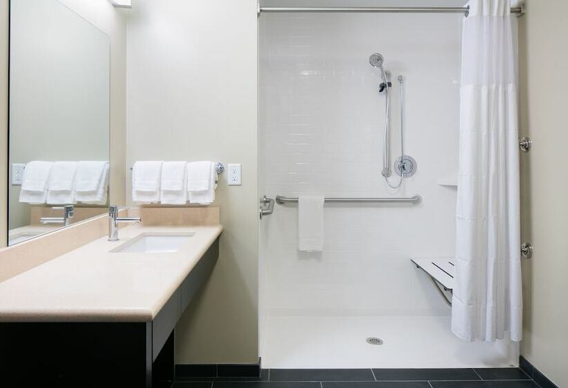 Люкс Адаптированный для Инвалидов, Staybridge Suites Des Moines Downtown, An Ihg