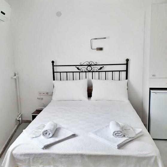 Habitació Economy, Otel A