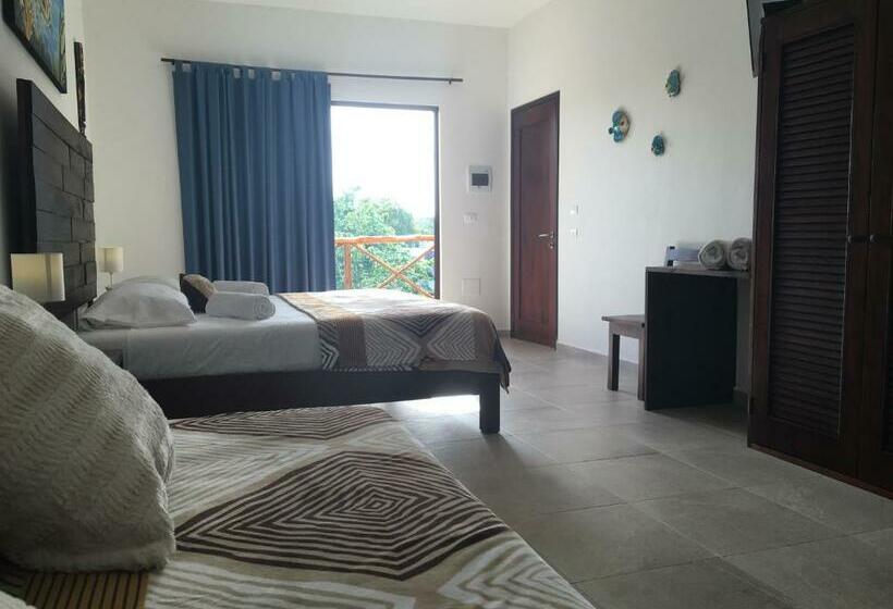 Quarto Familiar, Basic Tulum