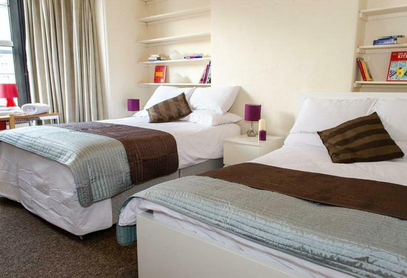 Семейный Номер Совместный Санузел, Campbells Guest House