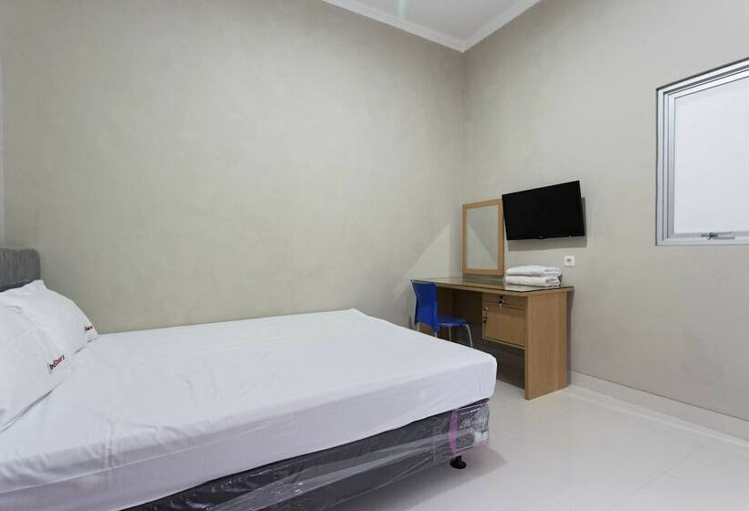 Номер Стандарт, Reddoorz @ Mangga Besar 2