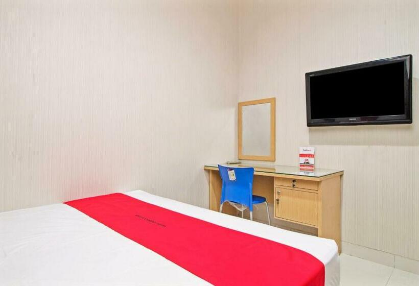 Номер Economy, Reddoorz @ Mangga Besar 2