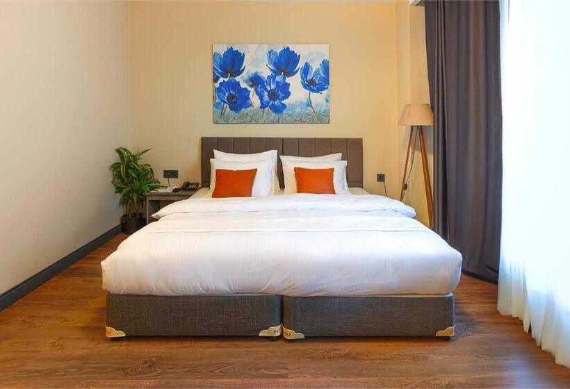 Четырехместный Номер Deluxe, Grand royal