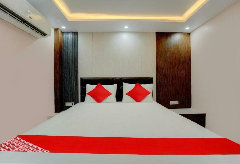 اتاق استاندارد, Oyo Flagship N S Hotel Banquet & Cafe