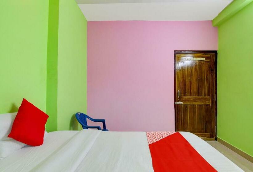 Chambre Triple Classique, Oyo Flagship Shivansh Residency