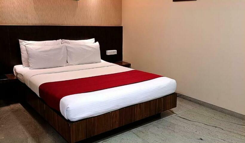 Номер Deluxe, Shree Mahalaxmi Inn Couple Friendly