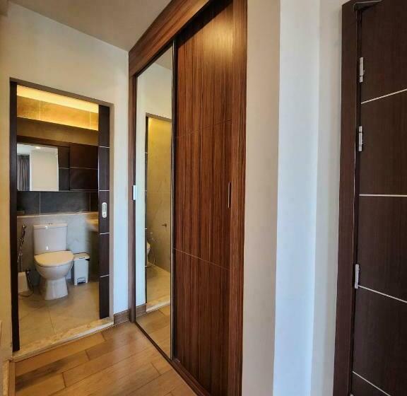 شقة سوبريور غرفة واحدة, The Astra Condo Large Room 50 Sqm ,sauna And Rooftop Pool