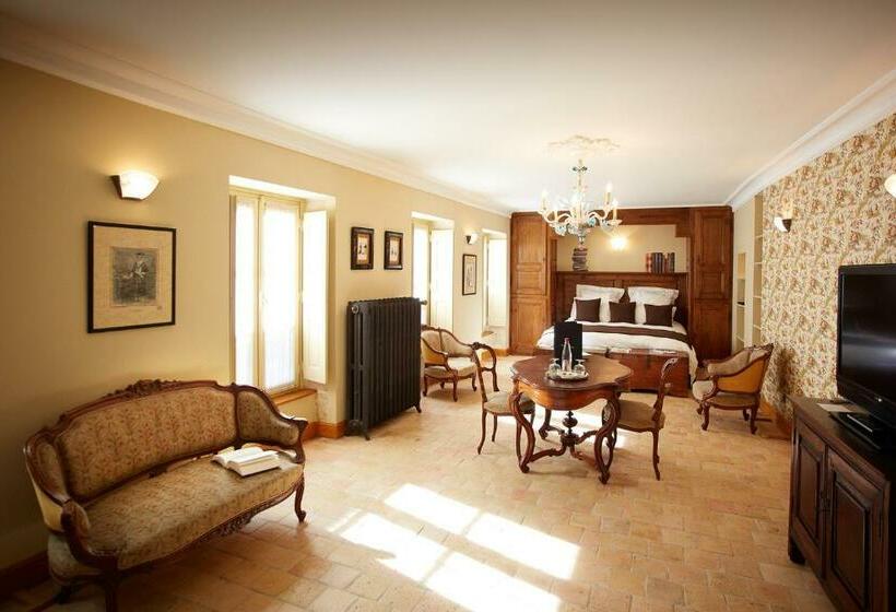 Номер Стандарт, Le Clos Sainte Marguerite