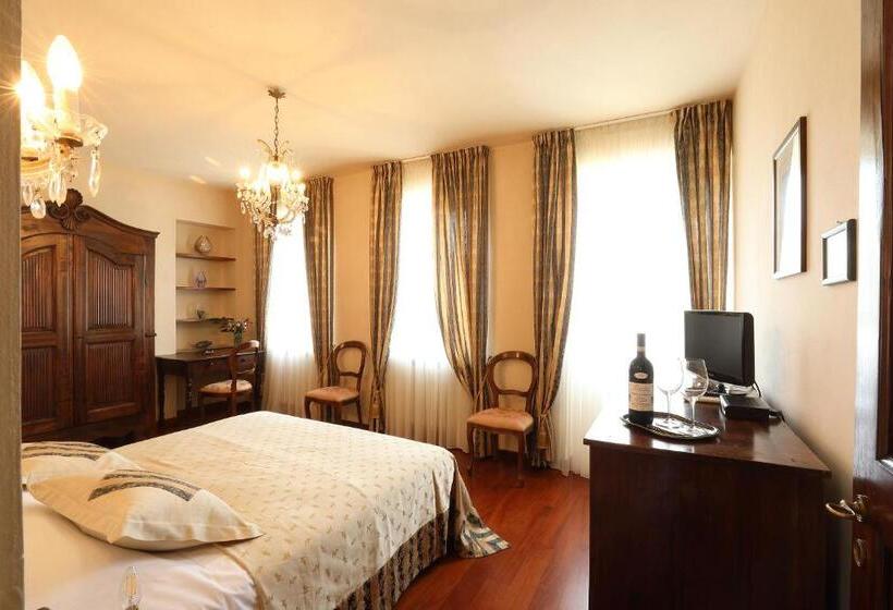 سوییت, Locanda Dell' Orso Bevitore